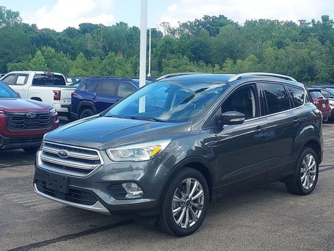 Used 2017 Ford Escape Titanium w/ Equipment Group 301A AWD/4WD image 3