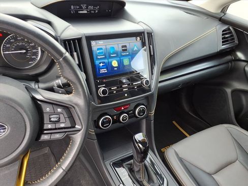 Used 2022 Subaru Crosstrek 2.5i Sport w/ Moonroof Package AWD/4WD image 36