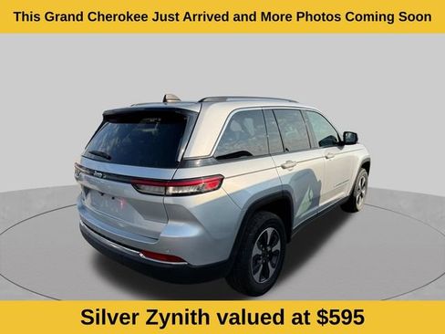 Used 2024 Jeep Grand Cherokee Limited 4xe AWD/4WD image 3