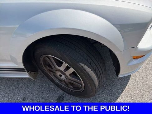 Used 2005 Ford Mustang GT Premium RWD image 6