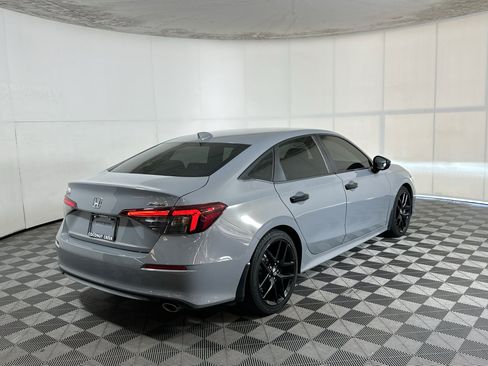 Used 2025 Honda Civic Sport image 3