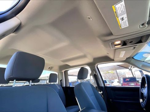 Used 2018 RAM 2500 Tradesman w/ Chrome Appearance Group image 13