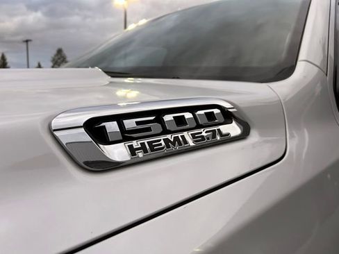 Used 2019 RAM 1500 Laramie image 9