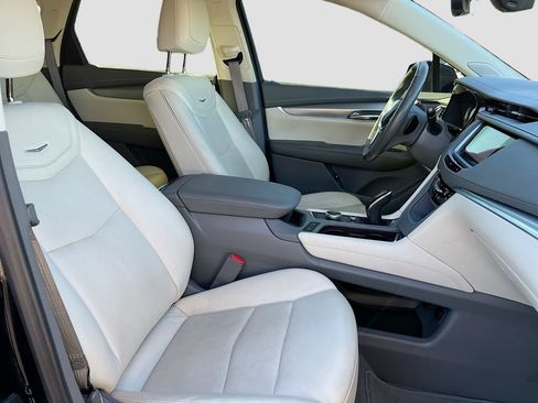 Used 2021 Cadillac XT5 Premium Luxury AWD/4WD image 30