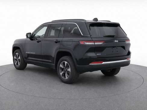 Used 2024 Jeep Grand Cherokee Limited 4xe AWD/4WD image 3
