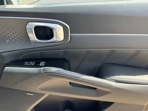 Used 2022 Kia Sorento SX image 23