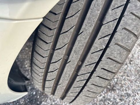 Used 2017 Mercedes-Benz C 300 Coupe image 2