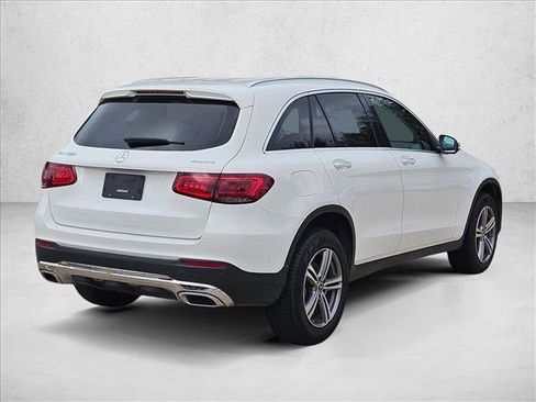 Used 2022 Mercedes-Benz GLC 300 4MATIC image 3