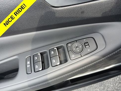 Used 2020 Hyundai Santa Fe Limited AWD/4WD image 32
