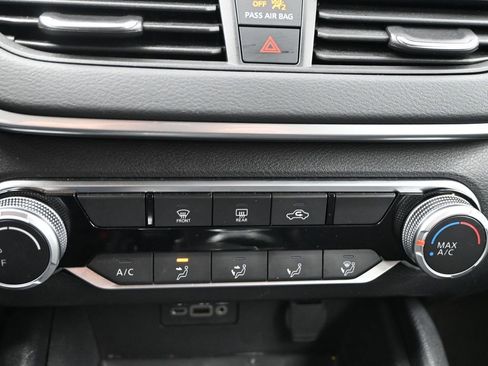 Used 2022 Nissan Altima 2.5 SV image 20