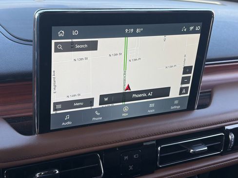 Certified 2022 Lincoln Aviator Reserve AWD/4WD image 27