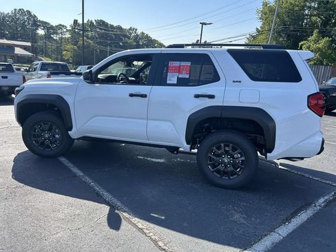 New 2026 Toyota 4Runner SR5 AWD/4WD image 6