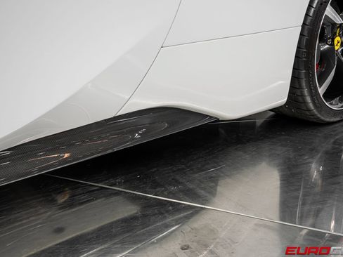 Used 2024 Ferrari SF90 Spider AWD/4WD image 21