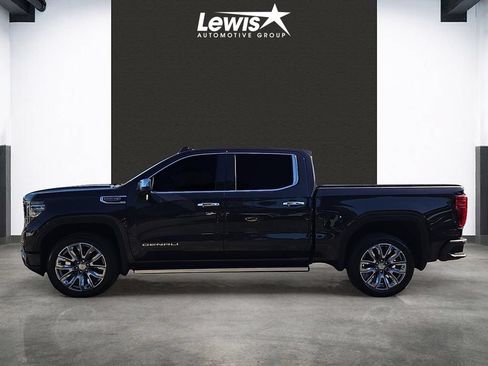 Used 2023 GMC Sierra 1500 Denali w/ Denali Reserve Package AWD/4WD image 2