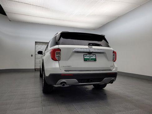 Used 2020 Ford Explorer Limited w/ Class III Trailer Tow Package image 6