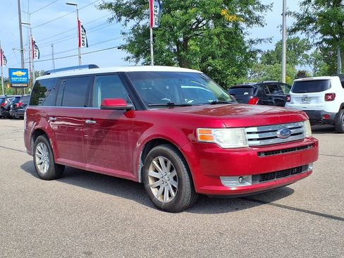 Used 2010 Ford Flex SEL FWD image 3