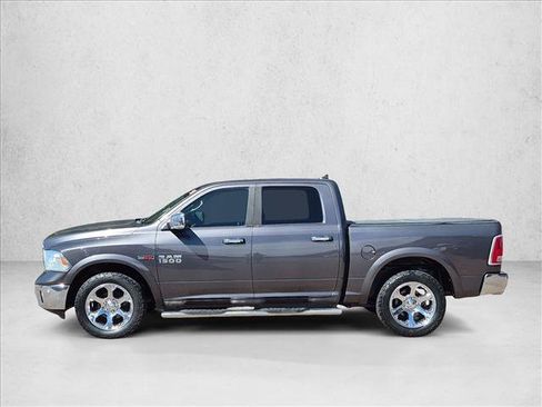 Used 2016 RAM 1500 Laramie w/ Convenience Group AWD/4WD image 8