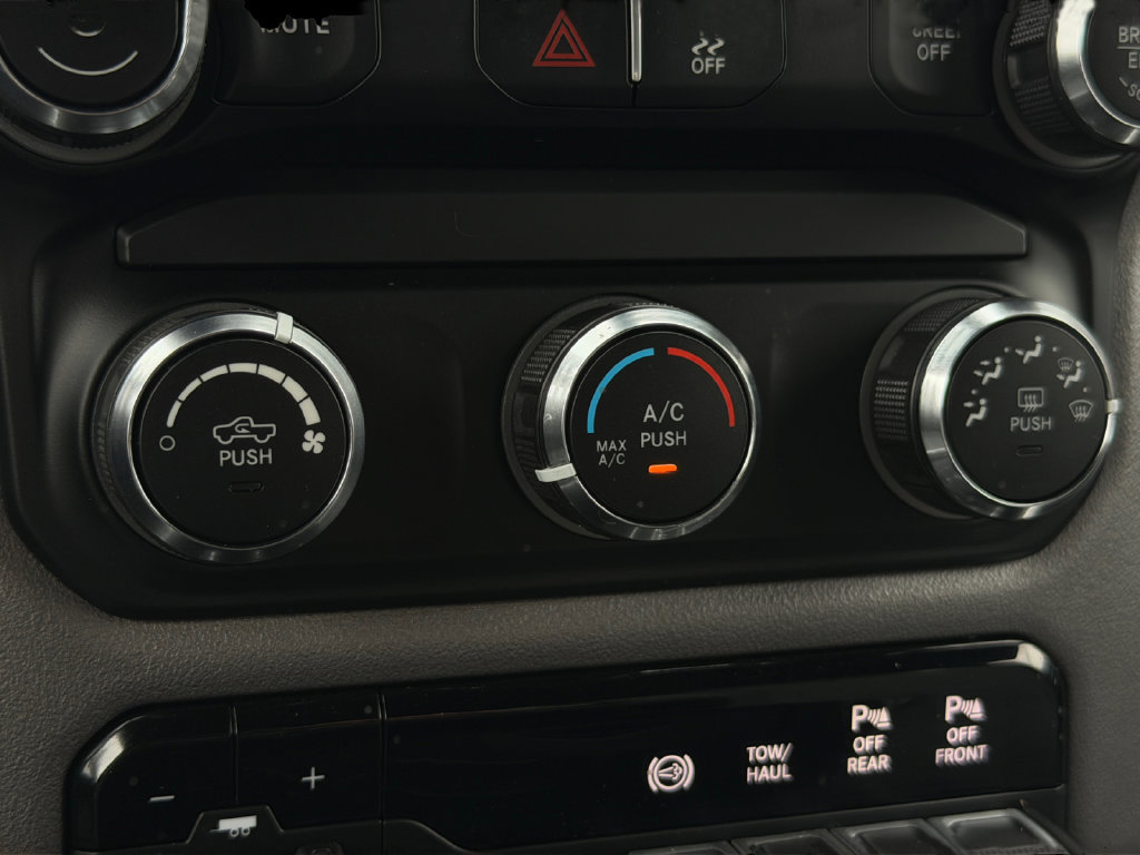 Used 2024 RAM 2500 Big Horn w/ Off Road Package AWD/4WD image 12