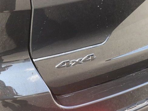 Used 2024 Jeep Grand Cherokee Altitude image 6