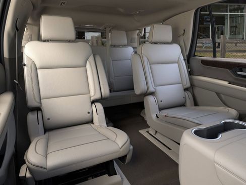 New 2026 GMC Yukon Denali image 17