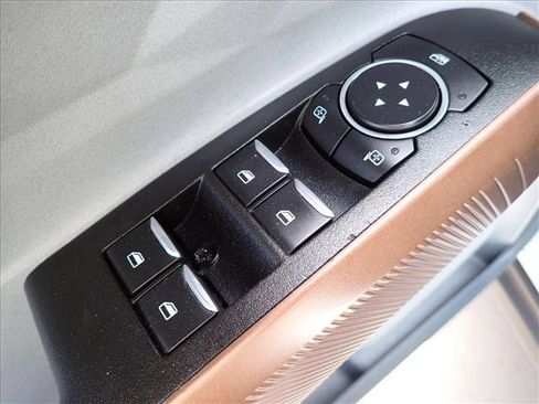 Used 2023 Ford Maverick Lariat w/ Lariat Luxury Package FWD image 14