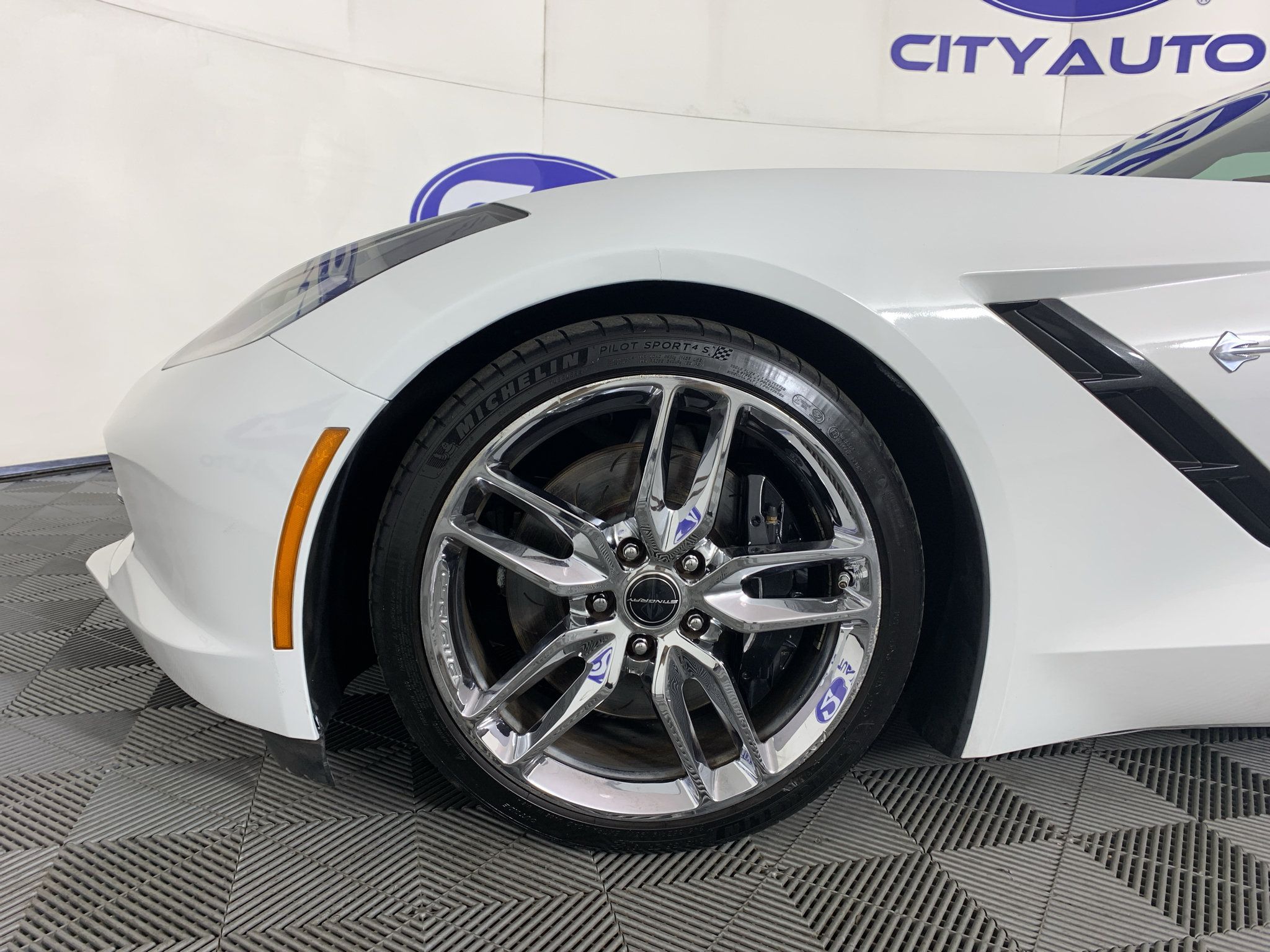 Used 2014 Chevrolet Corvette Stingray Convertible w/ 3LT Preferred Equipment Group RWD image 12
