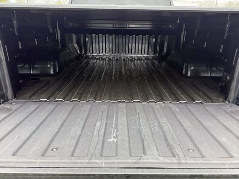 Used 2023 Chevrolet Silverado 1500 LT AWD/4WD image 27