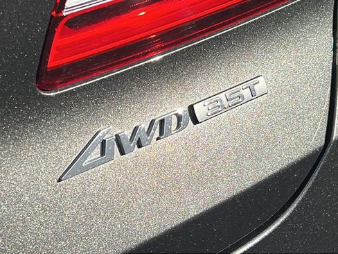 Used 2024 Genesis GV80 3.5T w/ Prestige Package image 19