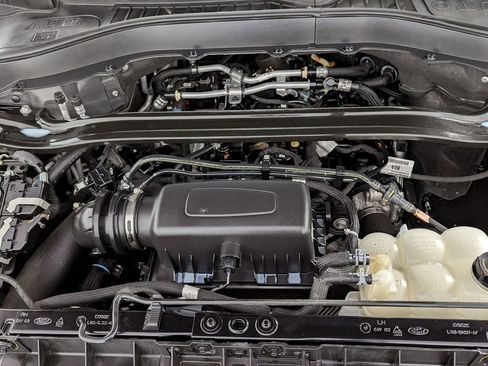 Used 2021 Ford Explorer Limited w/ Equipment Group 301A image 46