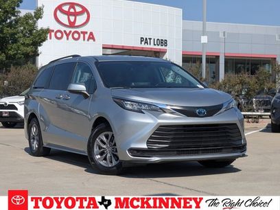 Used 2022 Toyota Sienna LE