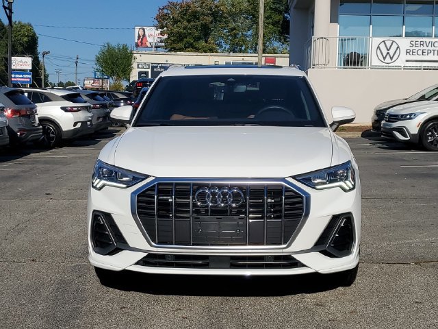 Used 2024 Audi Q3 2.0T Premium Plus AWD/4WD image 2