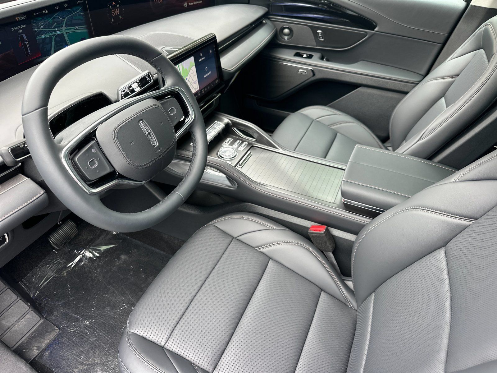 New 2026 Lincoln Nautilus Premier w/ Equipment Group 102A AWD/4WD image 9