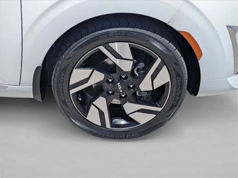 Used 2023 Kia Soul GT-Line w/ GT-Line Technology Package FWD image 24