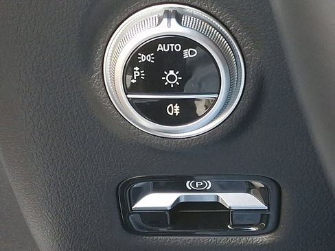 Certified 2025 Mercedes-Benz C 300 C 300 image 25