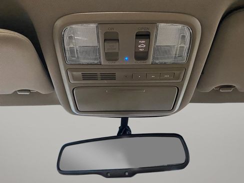 Used 2015 Honda Pilot Touring image 15