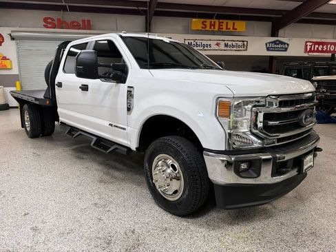 Used 2022 Ford F350 XL w/ Power Equipment Group AWD/4WD image 11