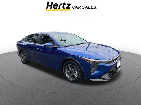 Used 2025 Kia K4 LXS FWD image 1