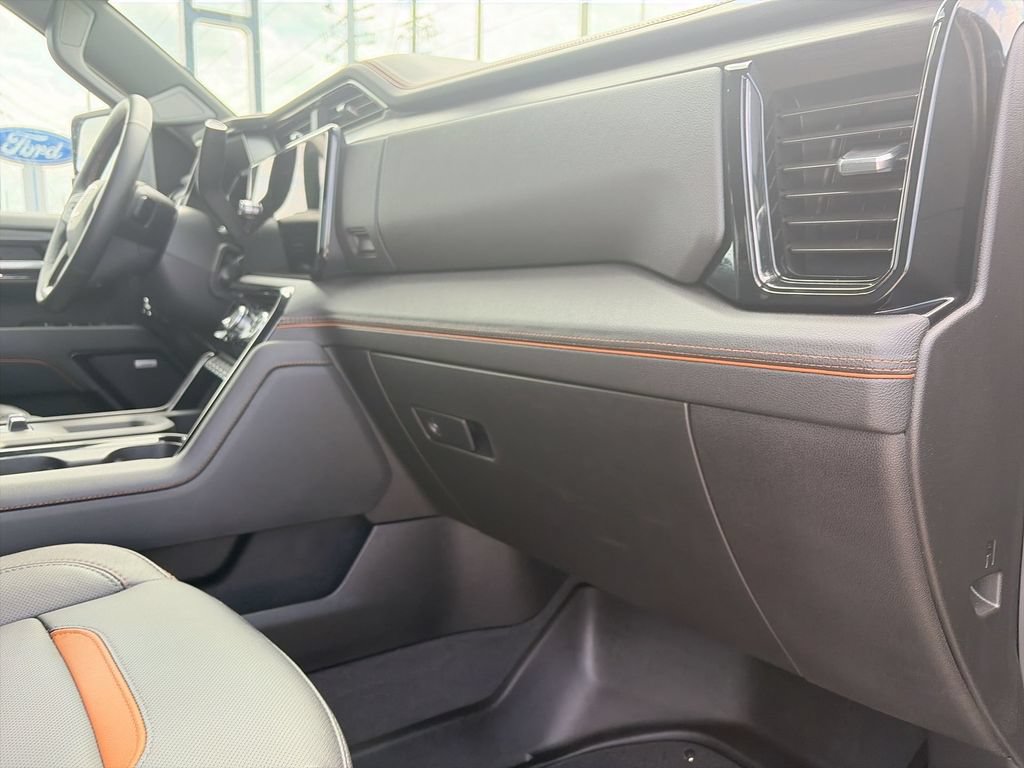 Certified 2025 GMC Sierra 2500 AT4 AWD/4WD image 28