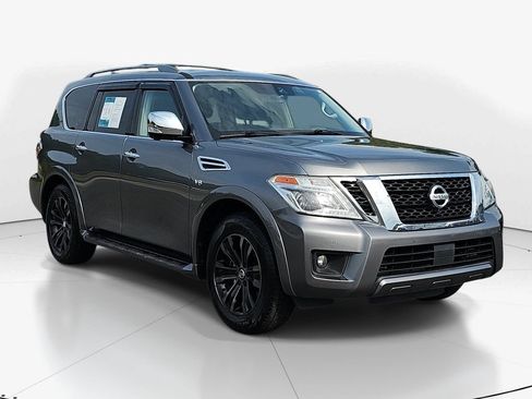 Used 2020 Nissan Armada Platinum w/ Captain's Chairs Package RWD image 3