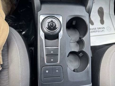 Used 2022 Ford Escape SE w/ Convenience Package image 26