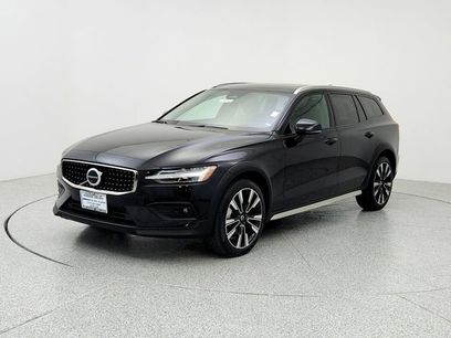 Certified 2024 Volvo V60 B5 Cross Country Ultimate w/ Protection Package Premier