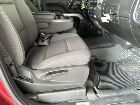 Used 2018 Chevrolet Silverado 1500 LT w/ All Star Edition image 37