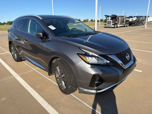 Used 2019 Nissan Murano Platinum FWD image 3