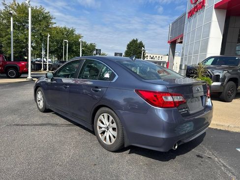 Used 2017 Subaru Legacy 2.5i Premium AWD/4WD image 3