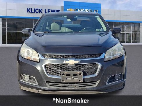 Used 2015 Chevrolet Malibu LT image 2