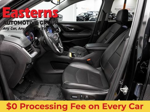 Used 2024 GMC Terrain SLT AWD/4WD image 14