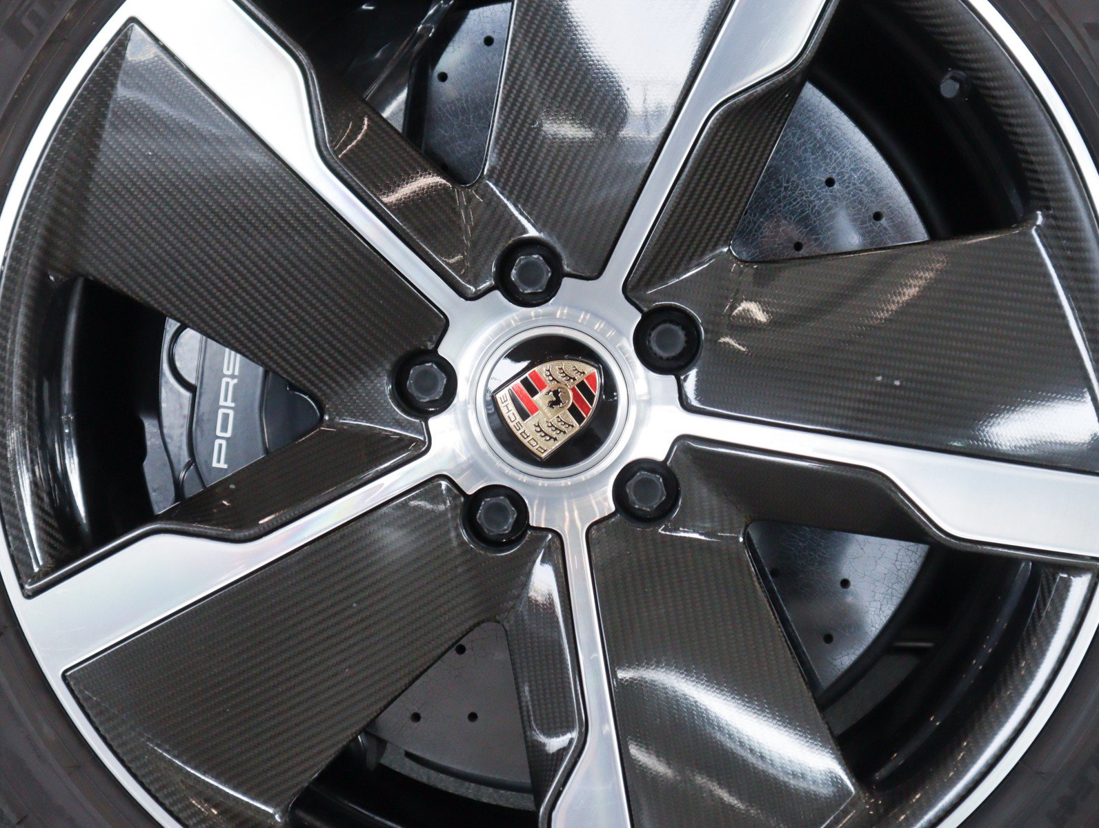Used 2020 Porsche Taycan Turbo S AWD/4WD image 5