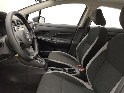 Used 2025 Nissan Versa S w/ Trunk Package FWD image 17
