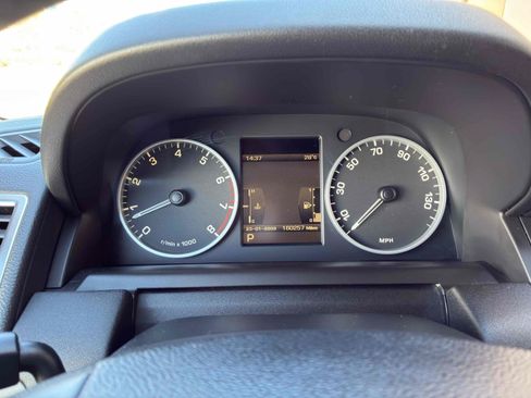 Used 2011 Land Rover Range Rover Sport HSE AWD/4WD image 22