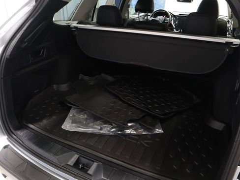 Used 2022 Subaru Outback Limited w/ Popular Package #2 image 19